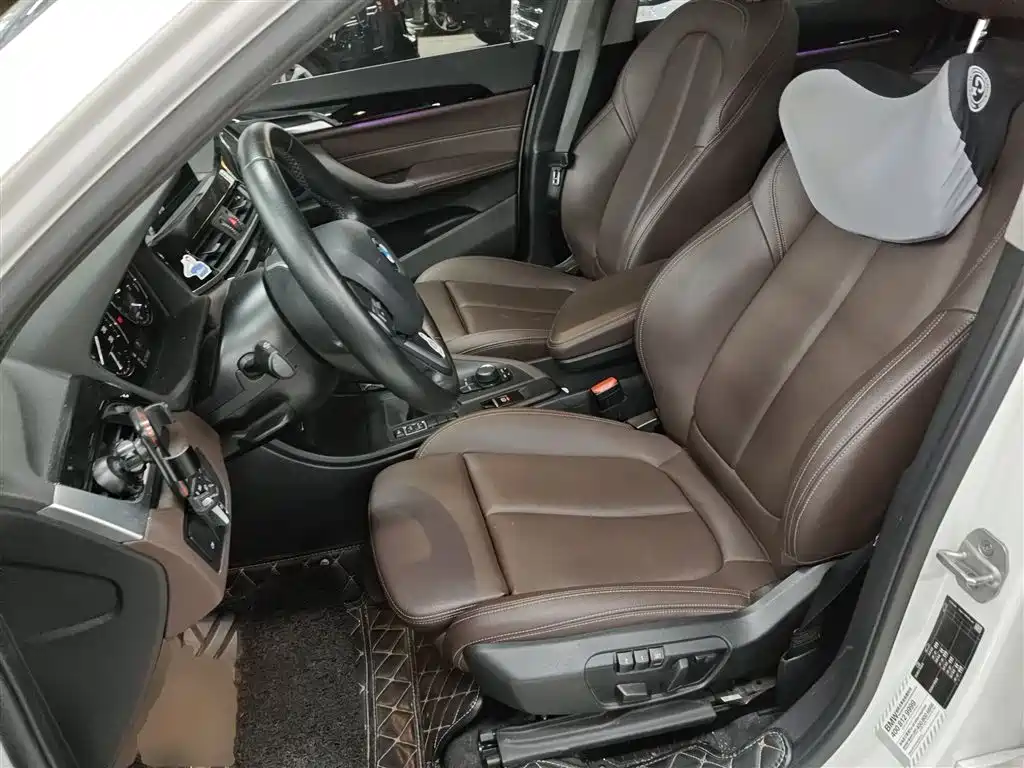 BMW X1 2020 sDrive20Li Fashion Model фото 12