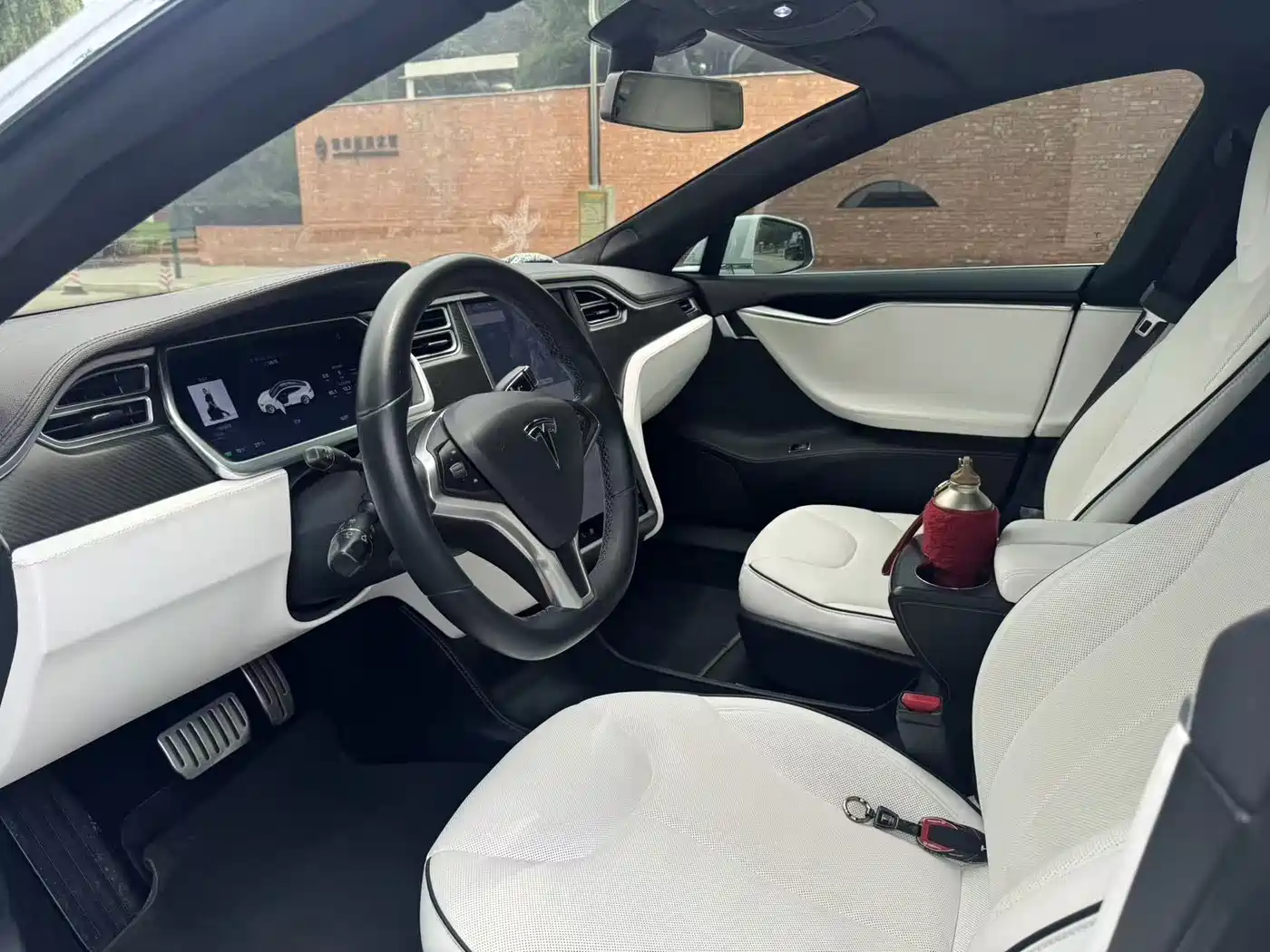 Tesla Model S 2014 2014 Model S P85