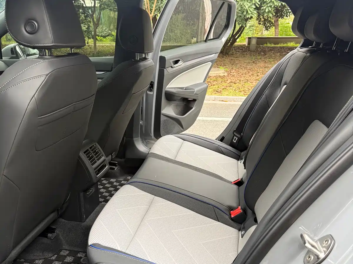 2026 Volkswagen Golf