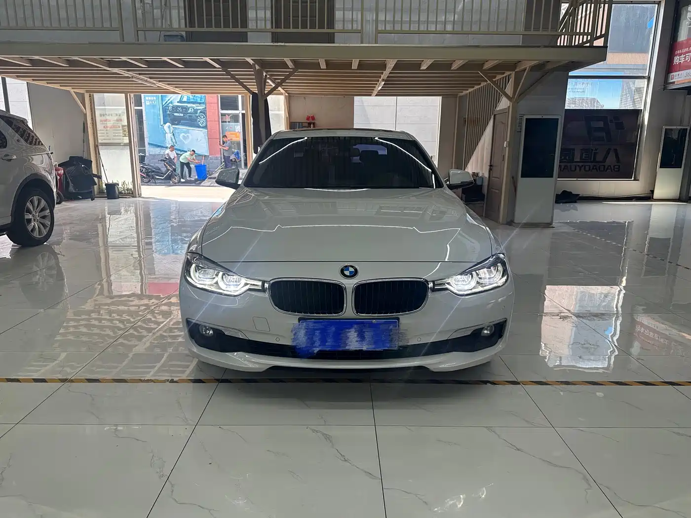 BMW 3 Series 2017 320Li Fashion фото 2