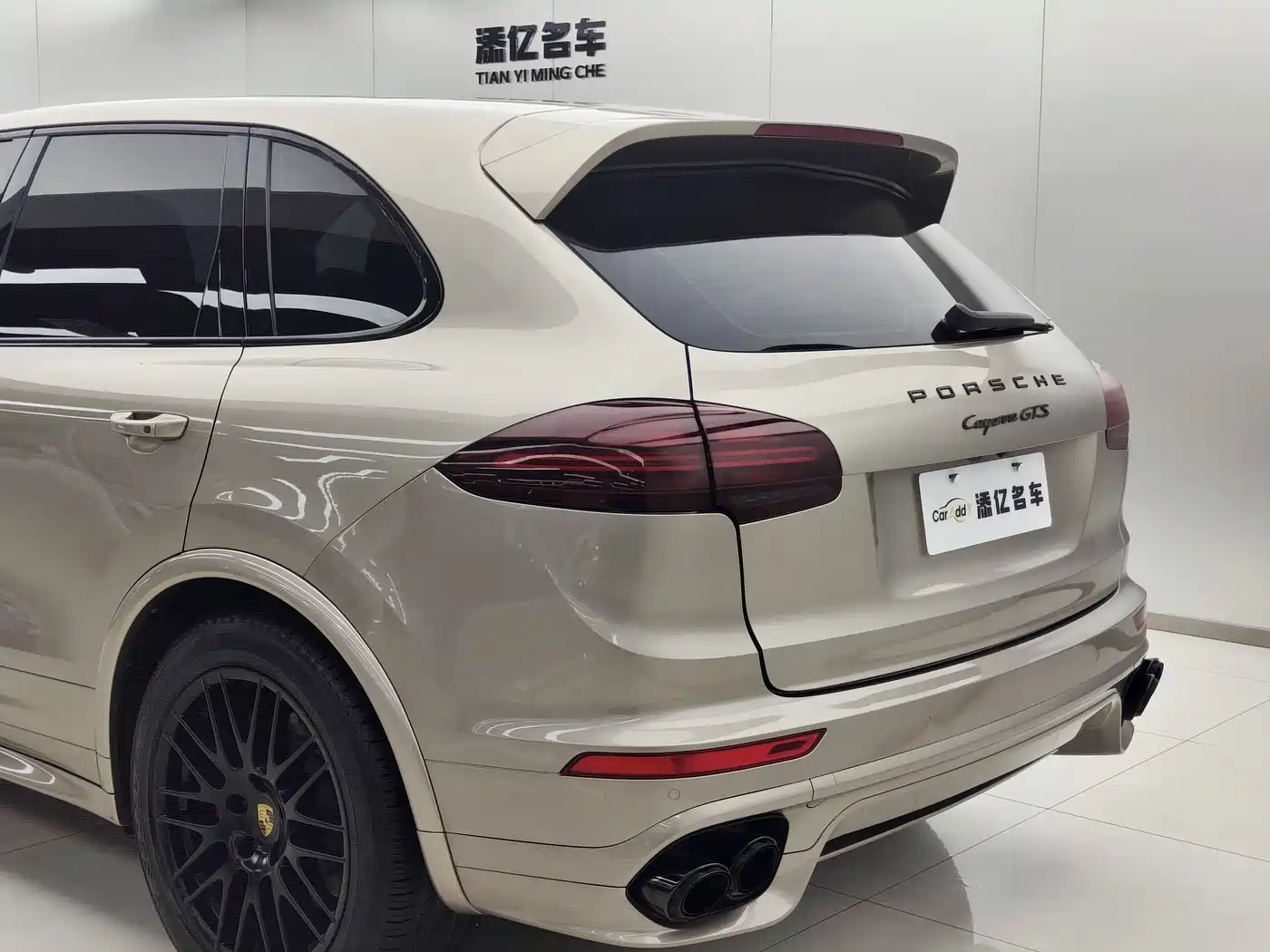 Porsche Cayenne 2015 Cayenne GTS 3.6T фото 9