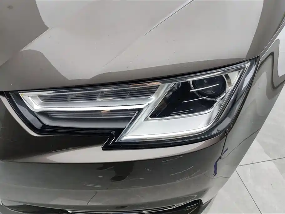 Audi A4L 2018 30th Anniversary 30 TFSI Progressive фото 5