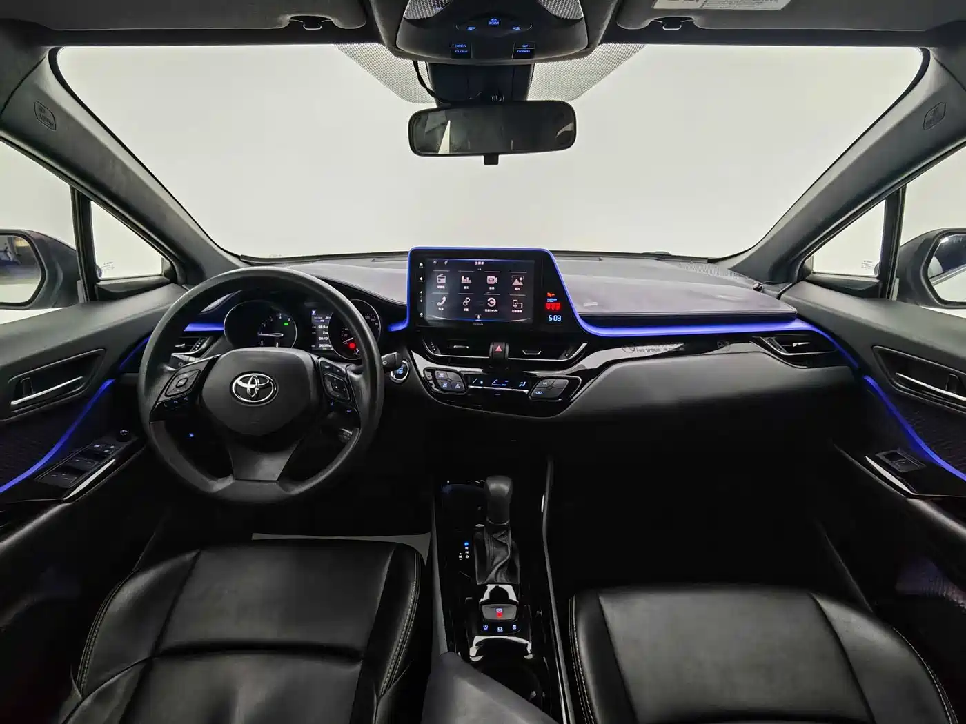 Toyota IZOA 2020 2.0L Yi Xiang Edition фото 11