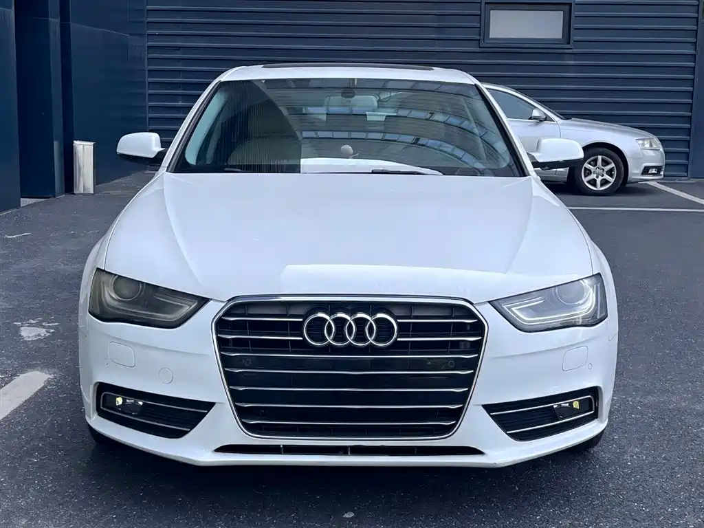 Audi A4L 2015 35 TFSI Auto Standard фото 2