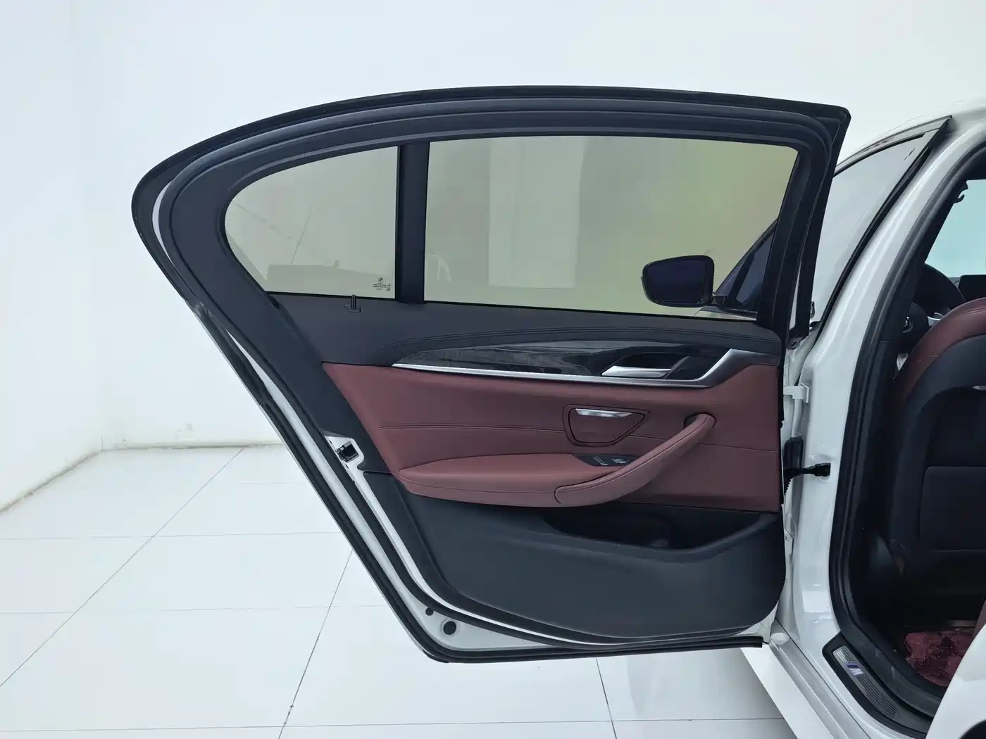 BMW 5 Series 2019 Facelift 530Li Leading M Sport Package фото 24