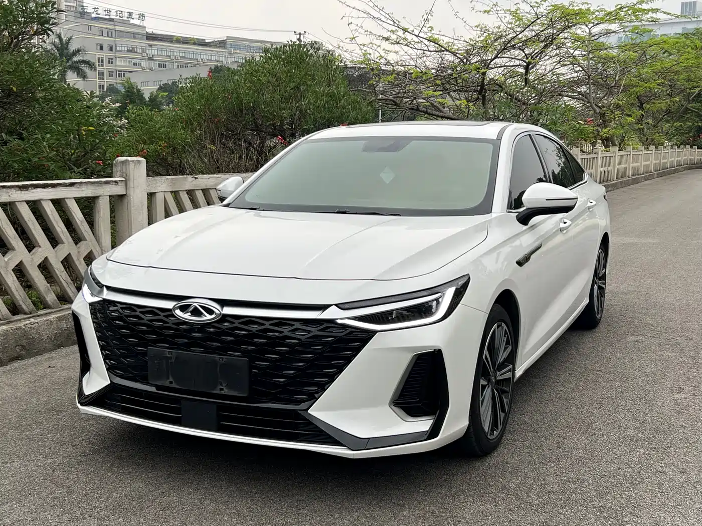 CHERY ARRIZO 8