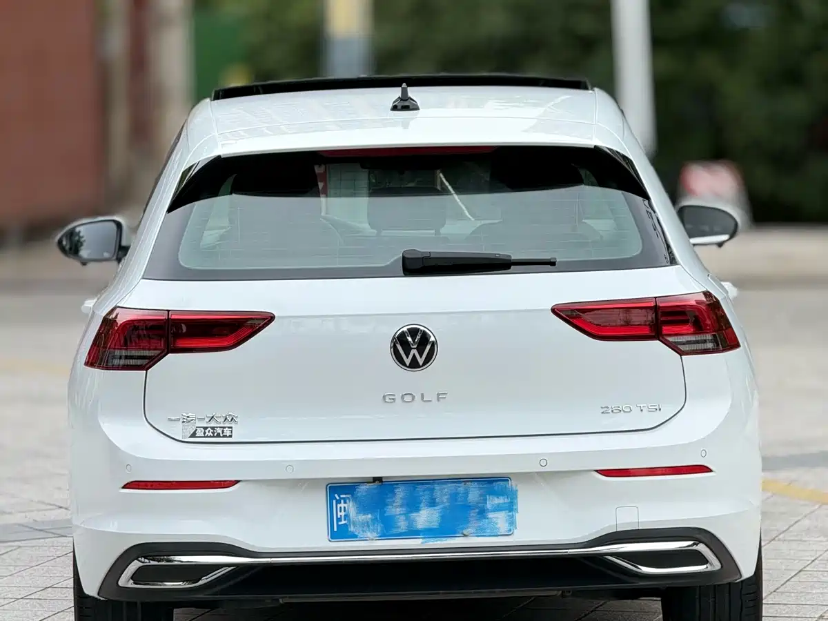 Volkswagen Golf 2021 280TSI DSG 30th Anniversary Edition фото 5