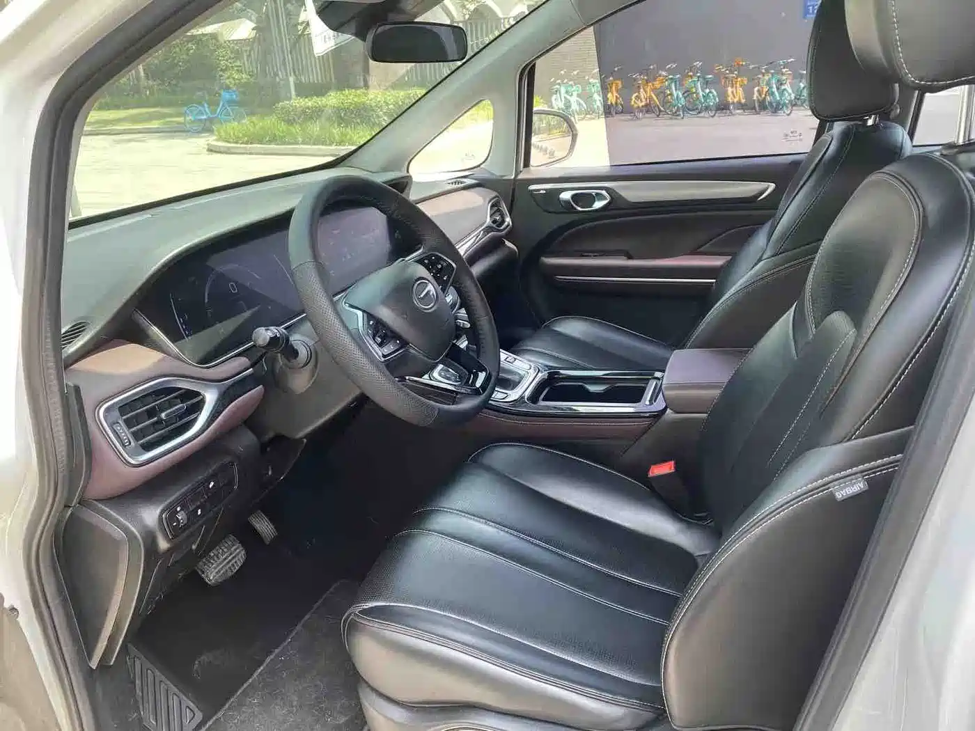 GAC Trumpchi Trumpchi M6 2023 PRO 270T DCT Luxury Edition фото 6