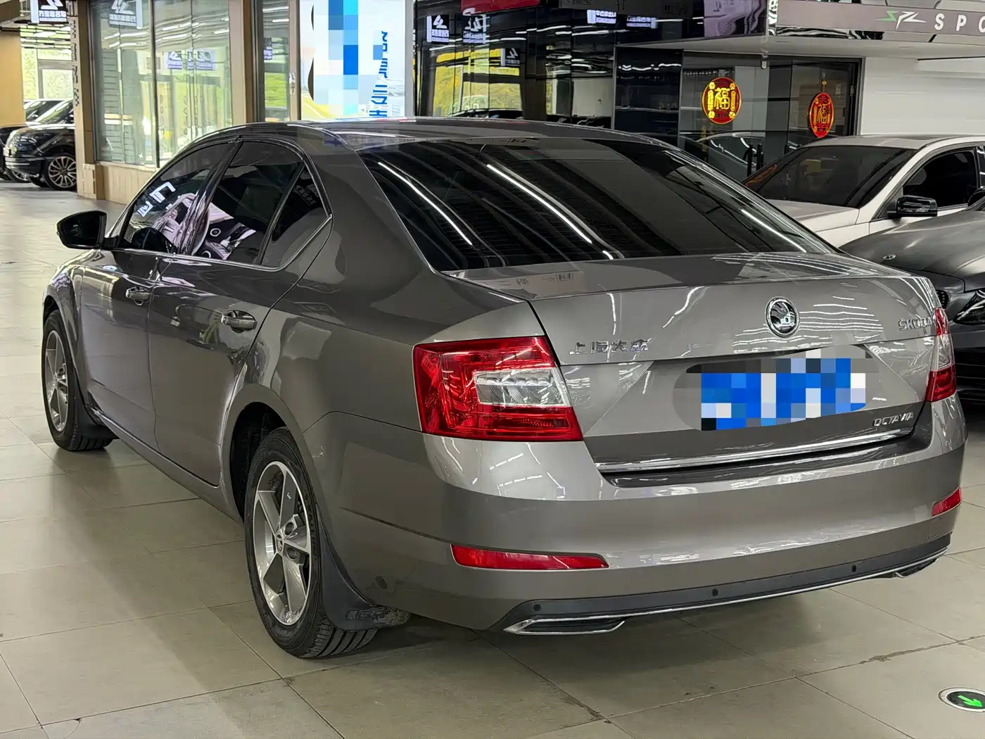 Škoda Octavia 2016 1.6L Automatic Smart Edition фото 4