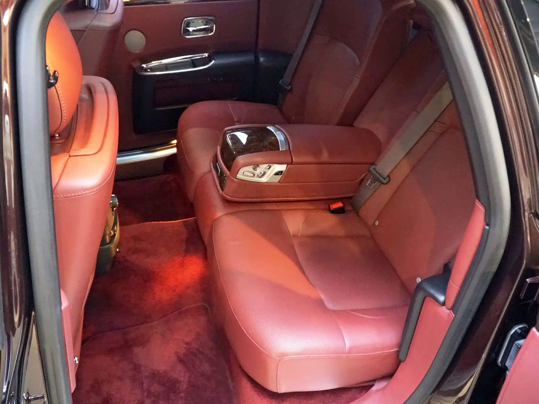 Фото 14 - Rolls-Royce Ghost