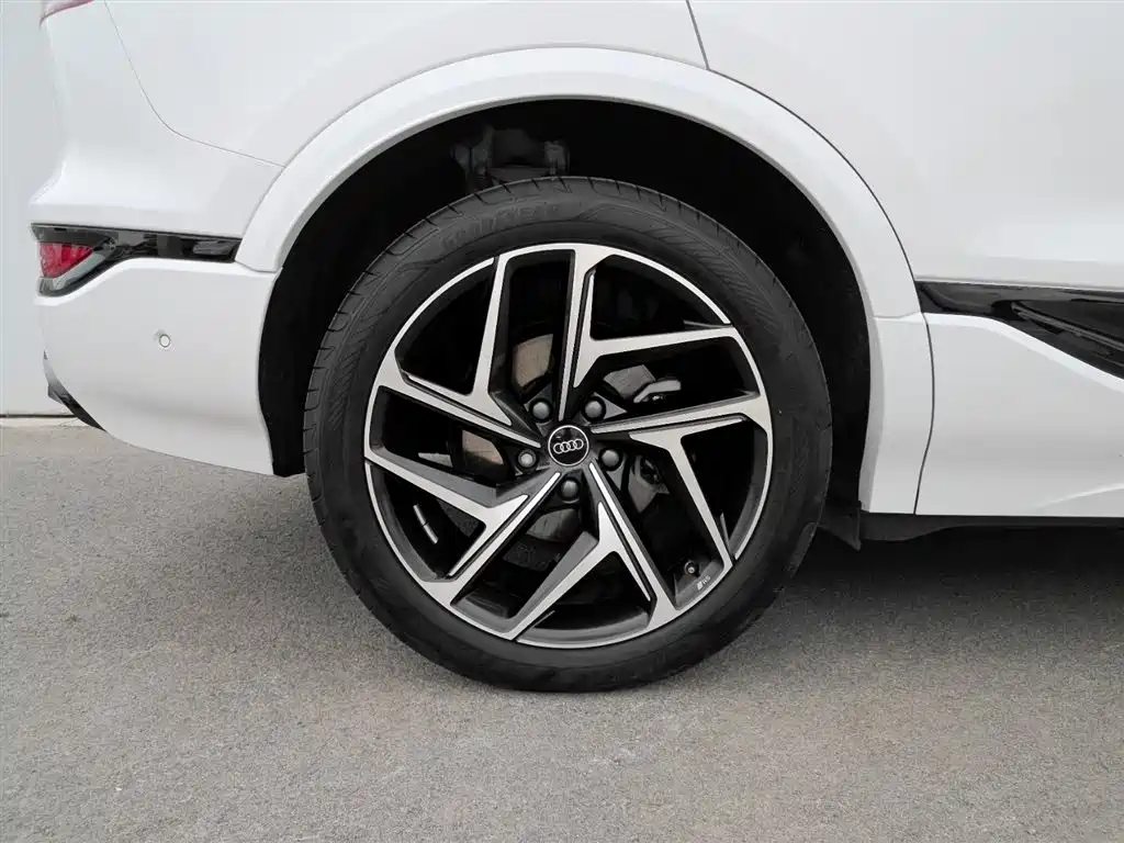 Audi Q6L e-tron 2025 2025 Model Pioneer Edition