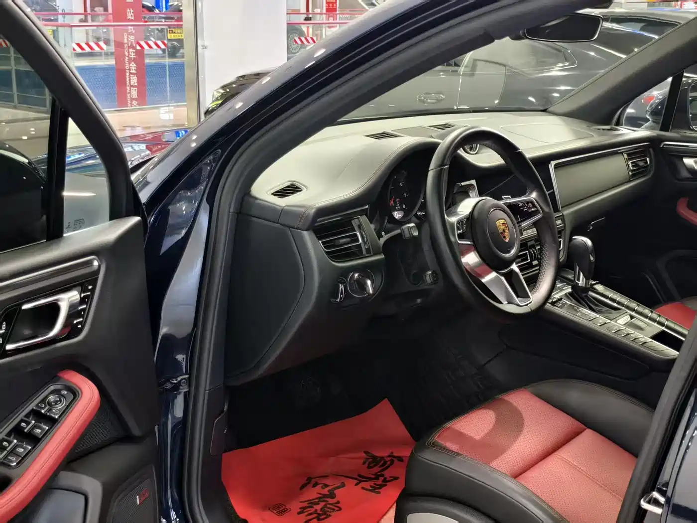 Porsche Macan 2021 Macan 2.0T фото 4