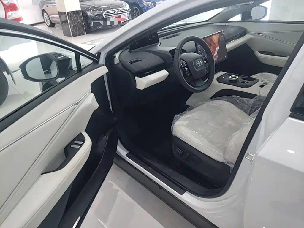 Toyota bZ5 2026 2025 550 PRO Smart Edition