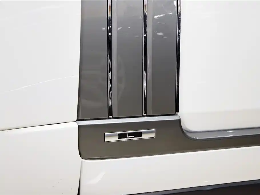 Land Rover Range Rover 2015 3.0 TDV6 Vogue фото 20