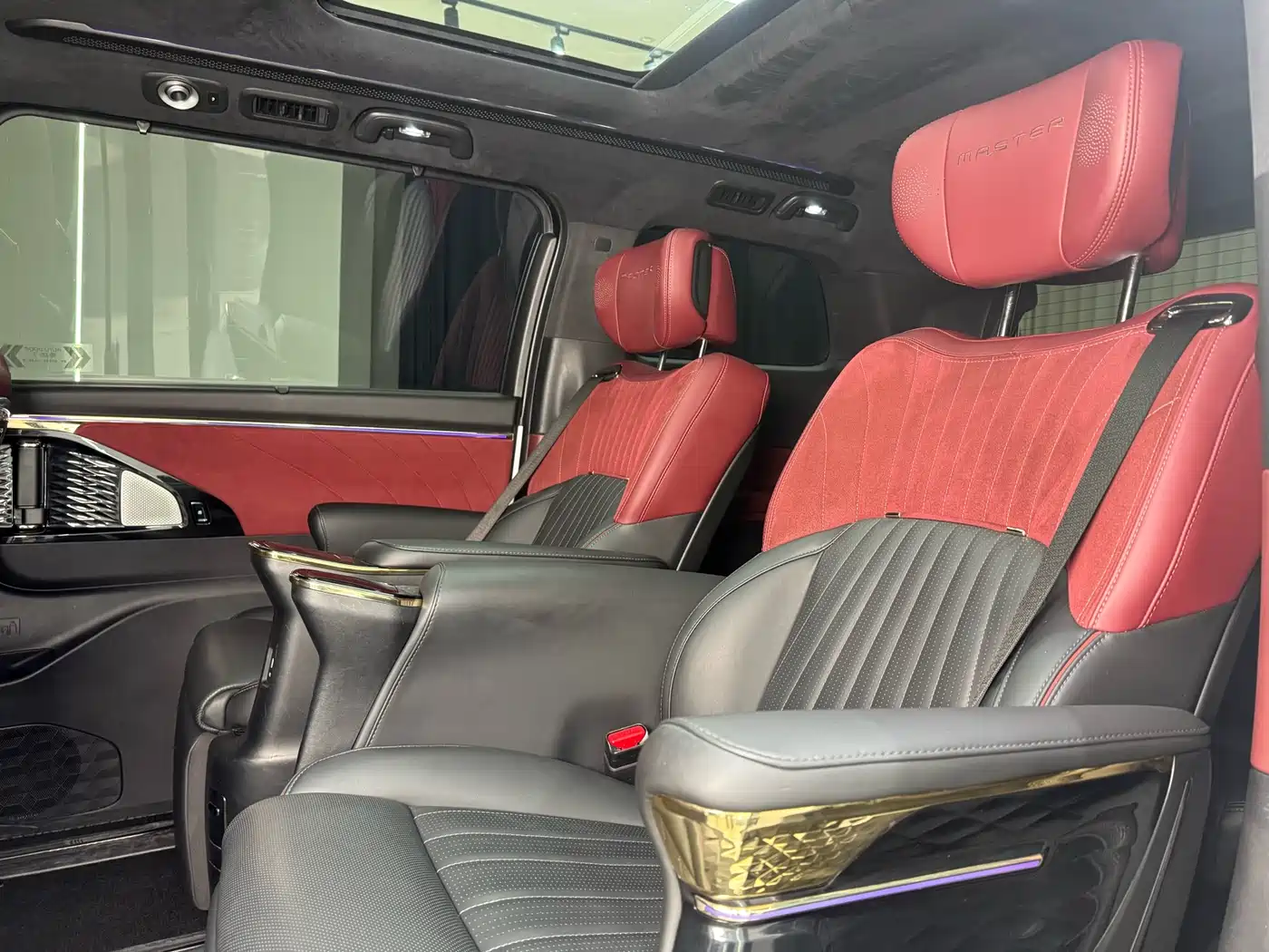 GAC Trumpchi Trumpchi M8 2023 Model Master Series 400T Flagship Edition фото 18