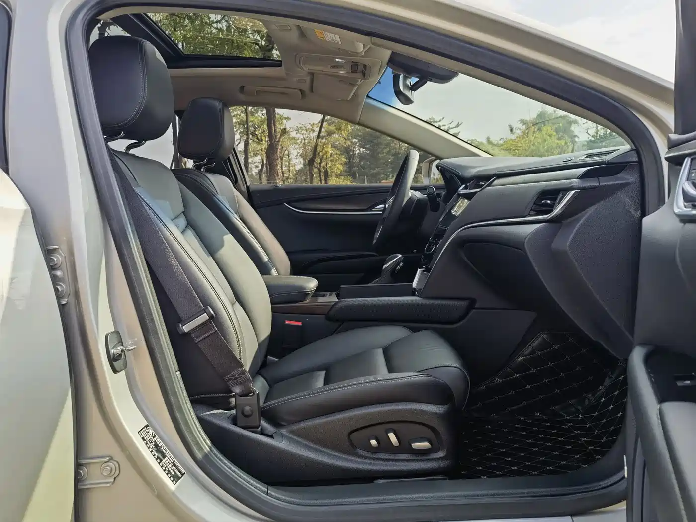 Cadillac XTS 2018 28T Elite фото 9