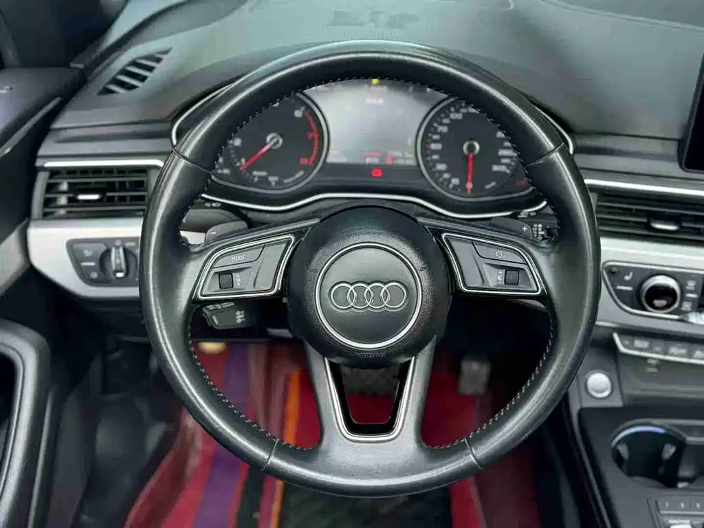 Audi A5 (Import) 2017 Cabriolet 40 TFSI Fashion фото 6
