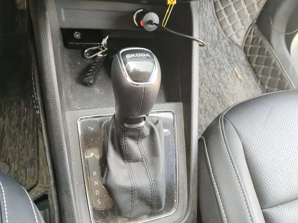 Škoda Kamiq 2023 Facelift 1.5L Auto Comfort Edition фото 11