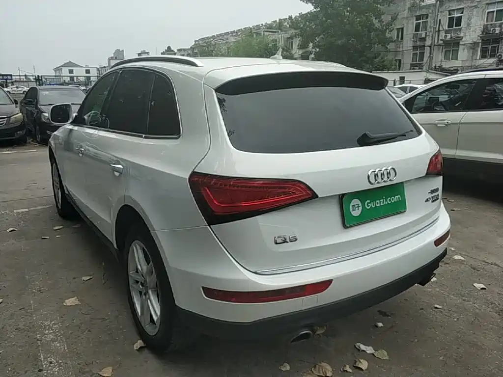 Фото 5 - Audi Q5