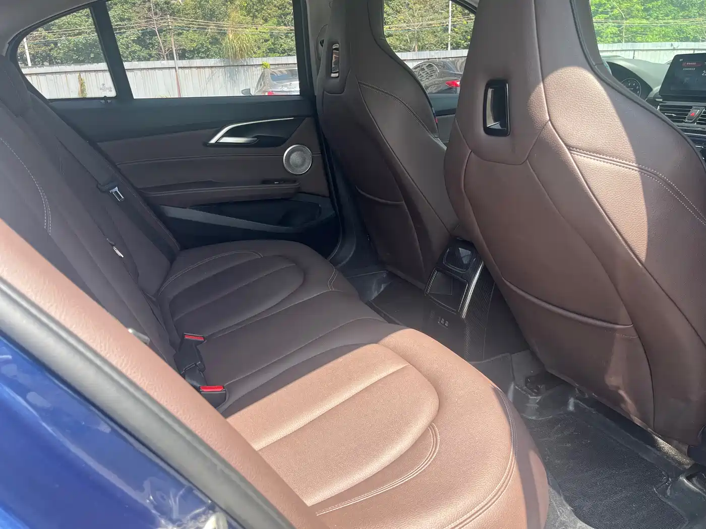 BMW 1 Series 2021 125i M Sport Black Night Edition фото 8