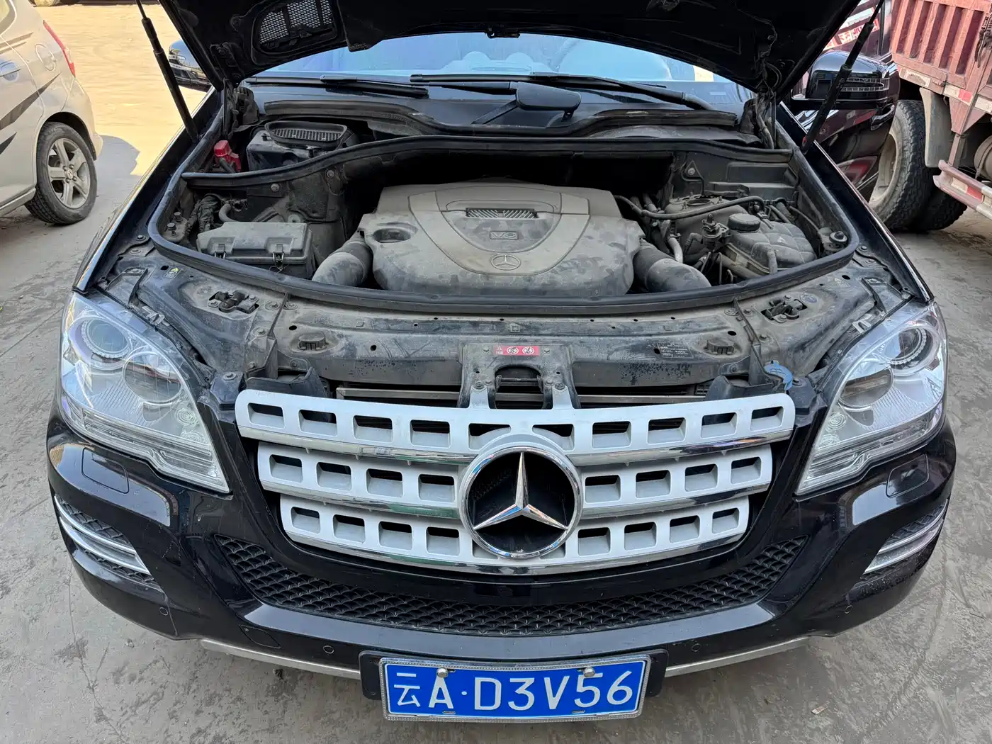 Mercedes-Benz M-Class 2010 ML 300 4MATIC фото 15