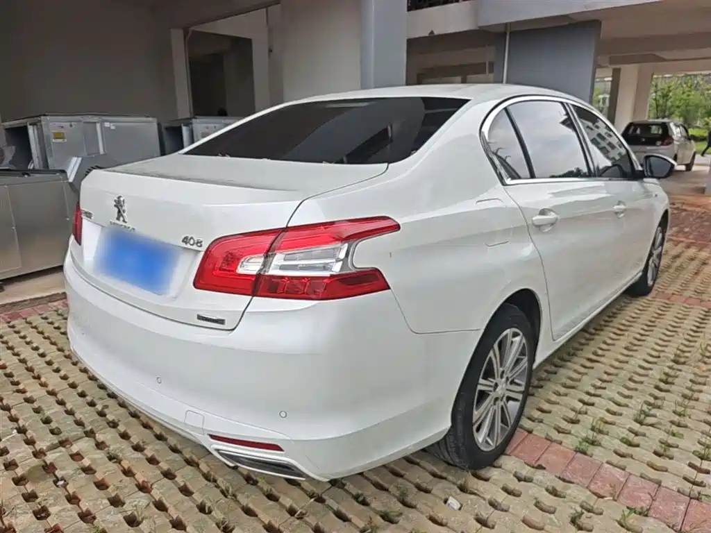 Peugeot 408 2018 350THP Automatic Luxury Edition фото 7