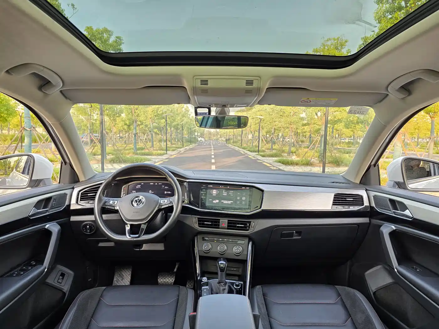 Volkswagen Tayron 2021 330TSI 2WD 30th Anniversary Edition фото 13