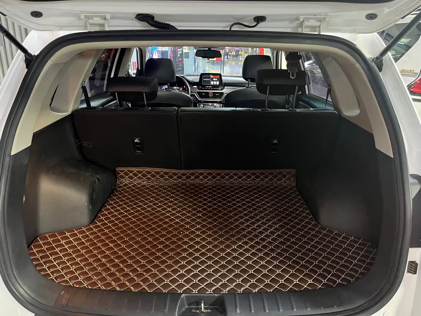 Kia Sportage 2019 2.0L Automatic Smart Luxury Edition фото 19