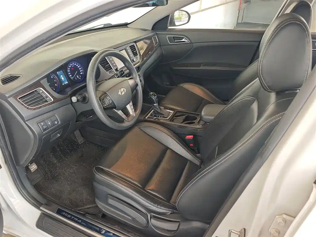 Hyundai Mistra 2016 1.6T Automatic Smart GLS фото 7