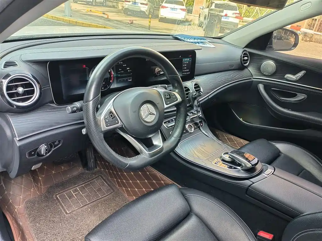 Mercedes-Benz E-Class 2016 E 200 L Sport Type фото 10