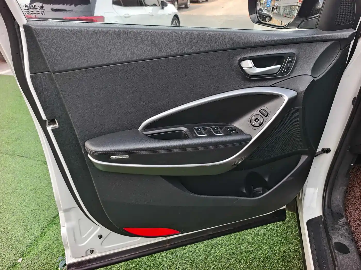 Hyundai Santa Fe 2013 2.4L Automatic AWD Premium фото 7