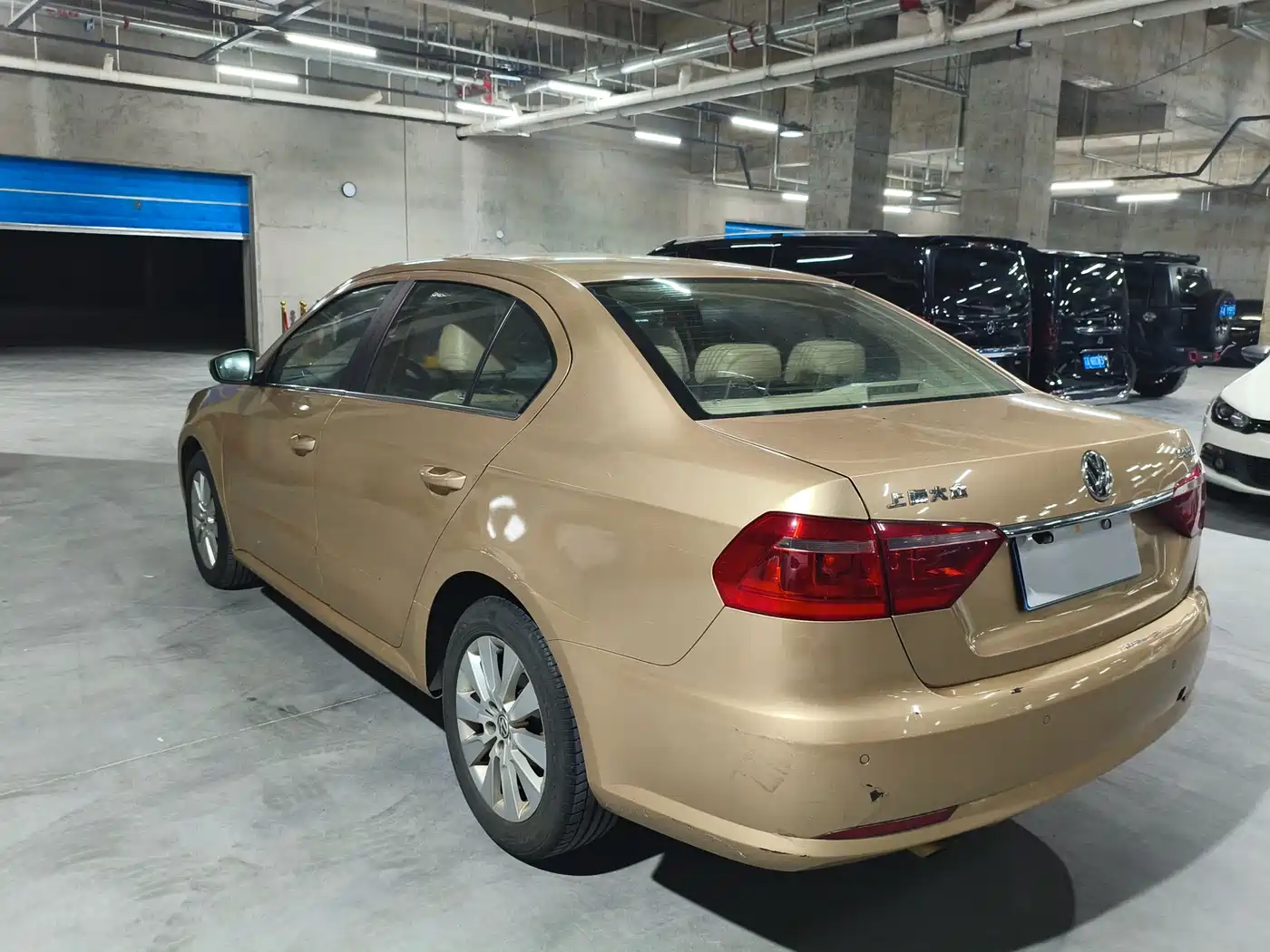 Volkswagen Lavida 2013 Facelift Classic 1.6L Automatic Comfort фото 7