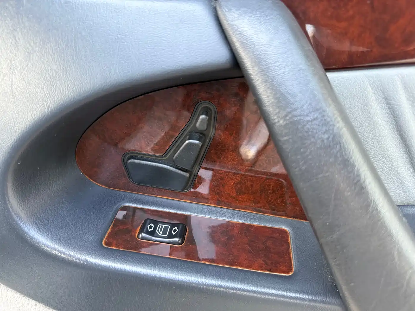 Mercedes-Benz S-Class 1999 S 320 фото 18