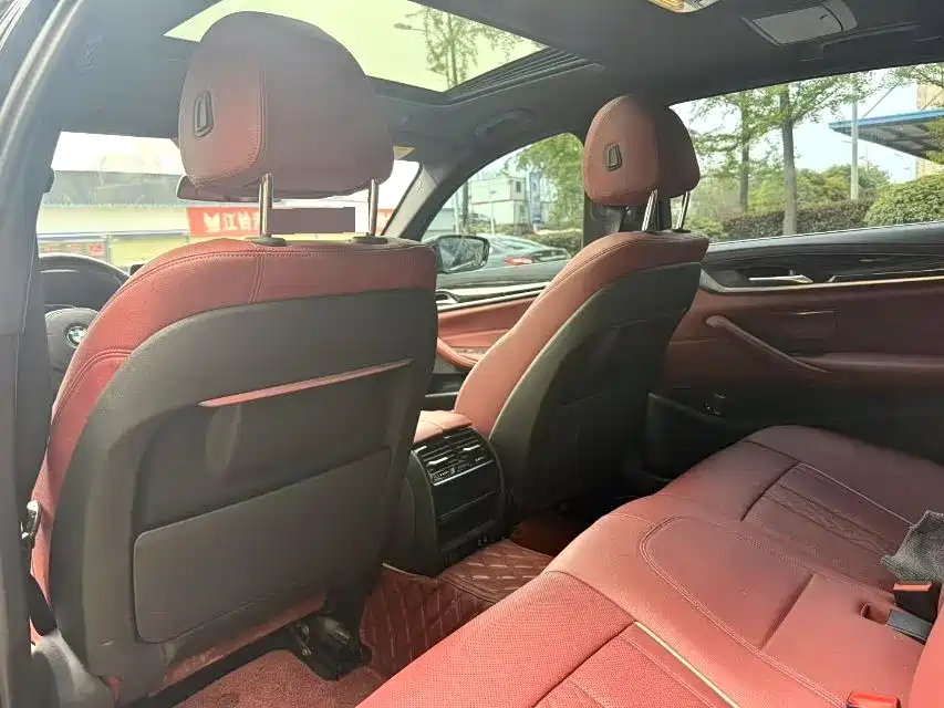BMW 5 Series 2022 Model Second Facelift 525Li M Sport Package фото 5