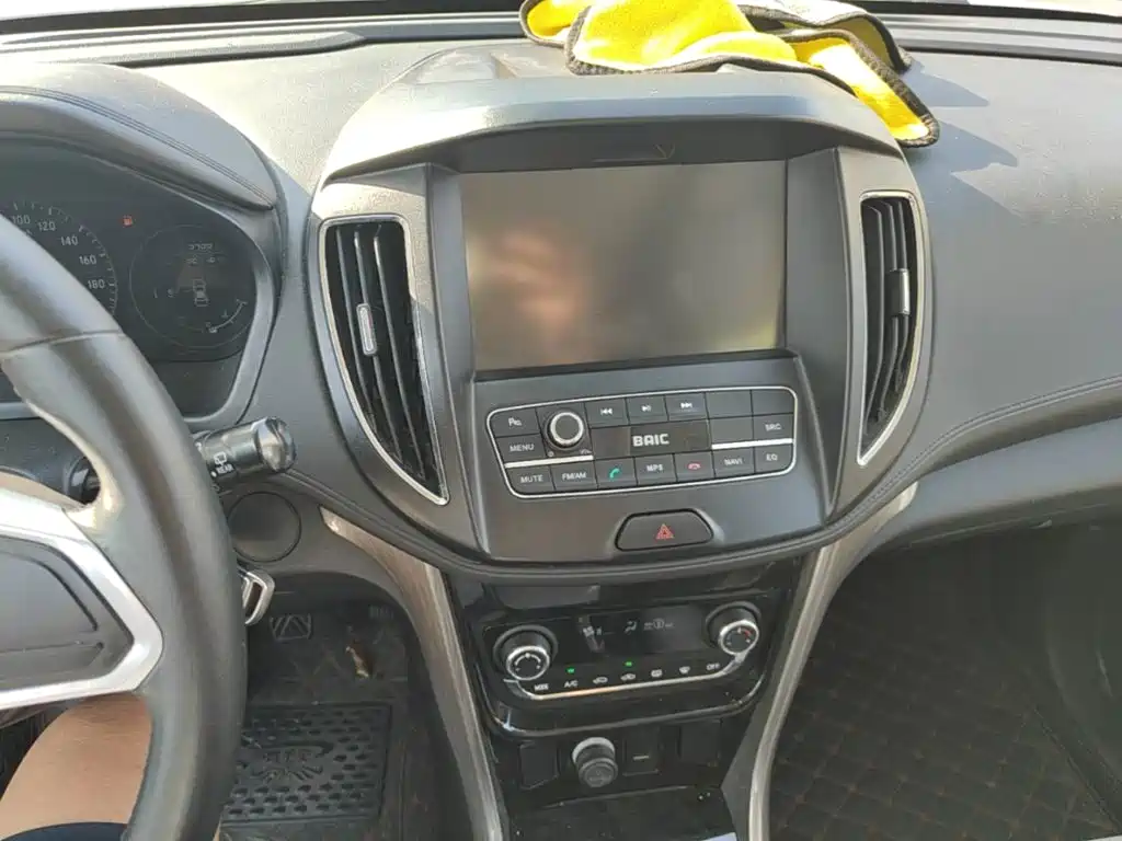 Photo 13 - BAIC Huansu S5