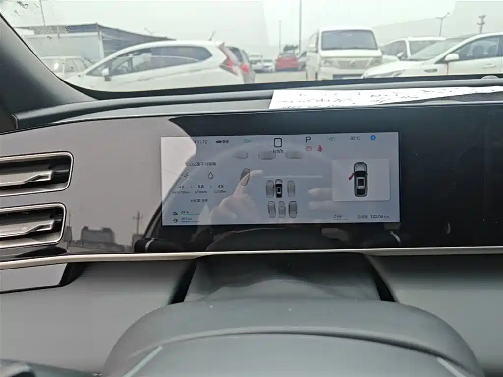 BYD Qin L 2025 DM-i Smart Drive Edition 80KM Leading фото 12