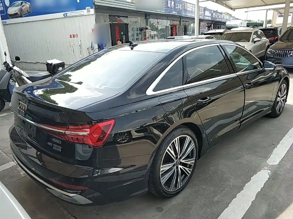 Audi A6L 2023 45 TFSI quattro Premium Dynamic фото 7