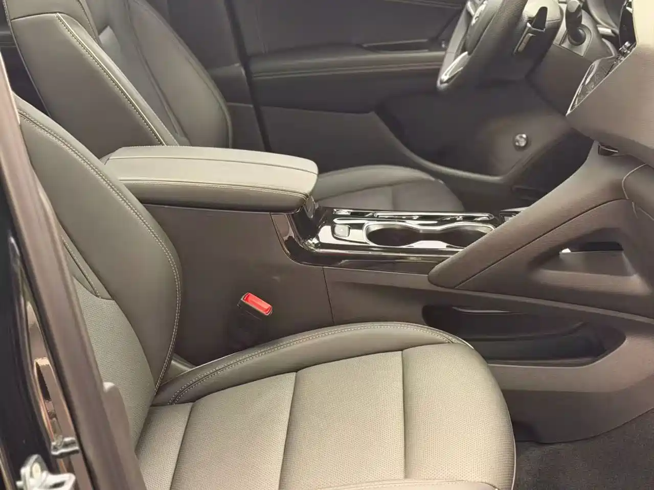 Buick Envision Plus 2024 2023 Enclave Plus 652T 5-Seater AWD Luxury