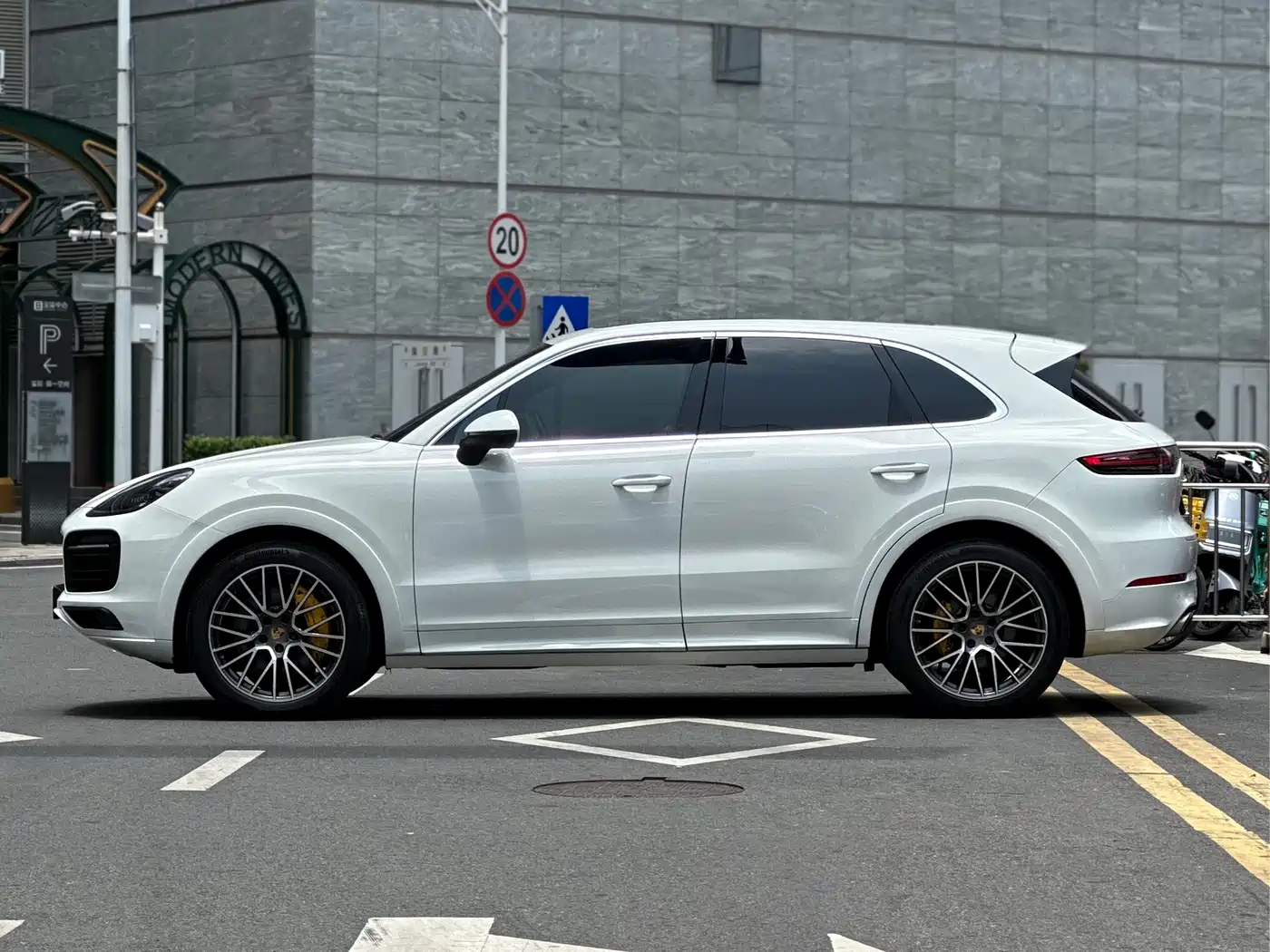 Porsche Cayenne 2020 Cayenne S 2.9T фото 4