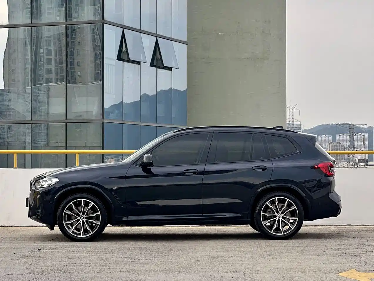 BMW X3 2023 Facelift xDrive30i Leading M Night Package фото 4