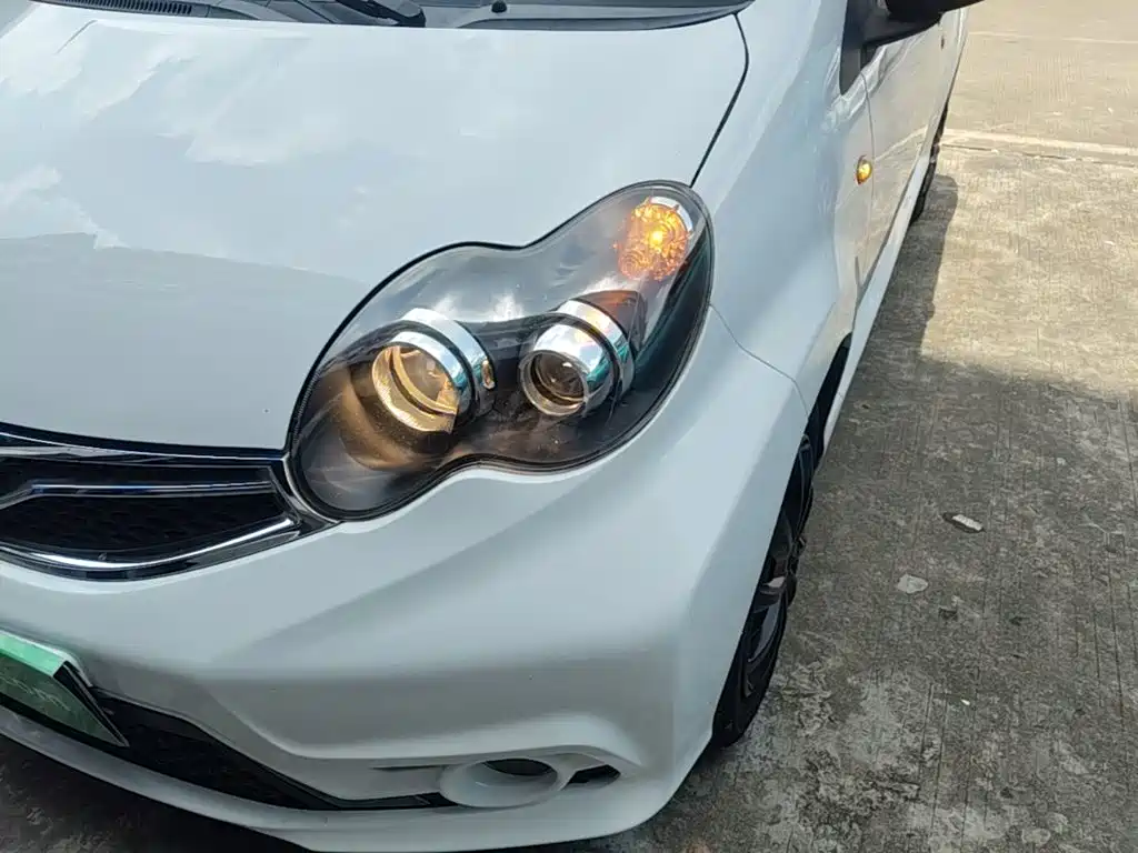 BYD F0 2018 2015 1.0L AMT Xuan Cool Edition