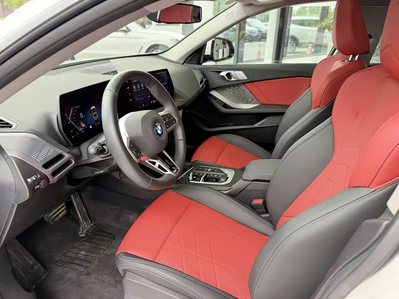BMW 2-SERIES