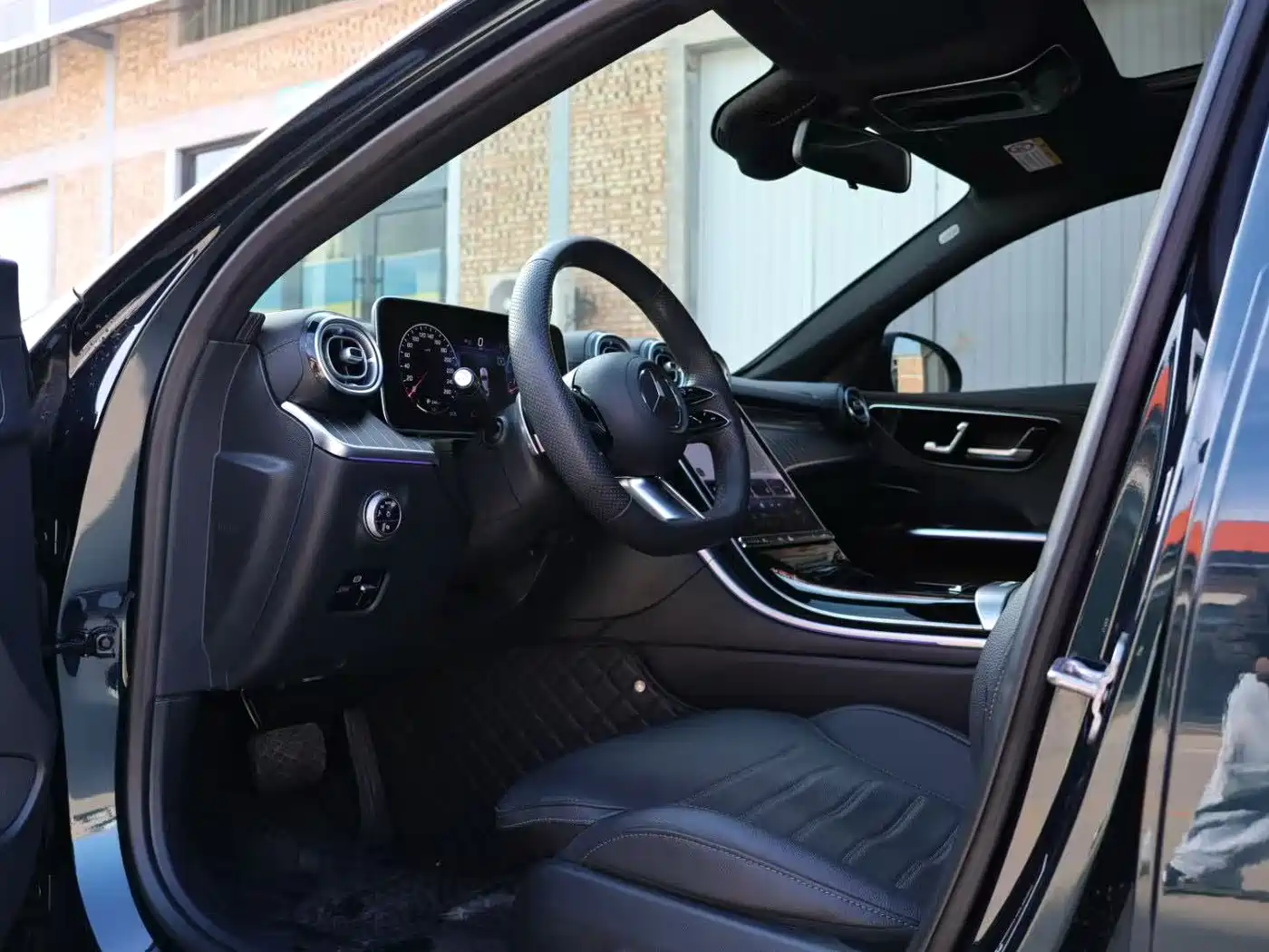 Mercedes-Benz C-Class 2024 C 260 L Sport фото 5