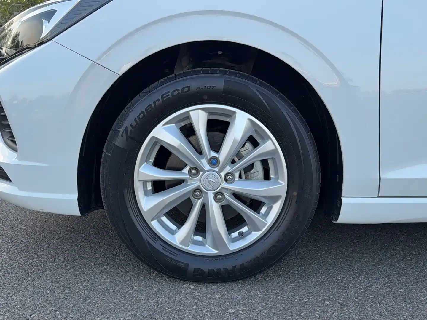 Photo 8 - Changan Eado