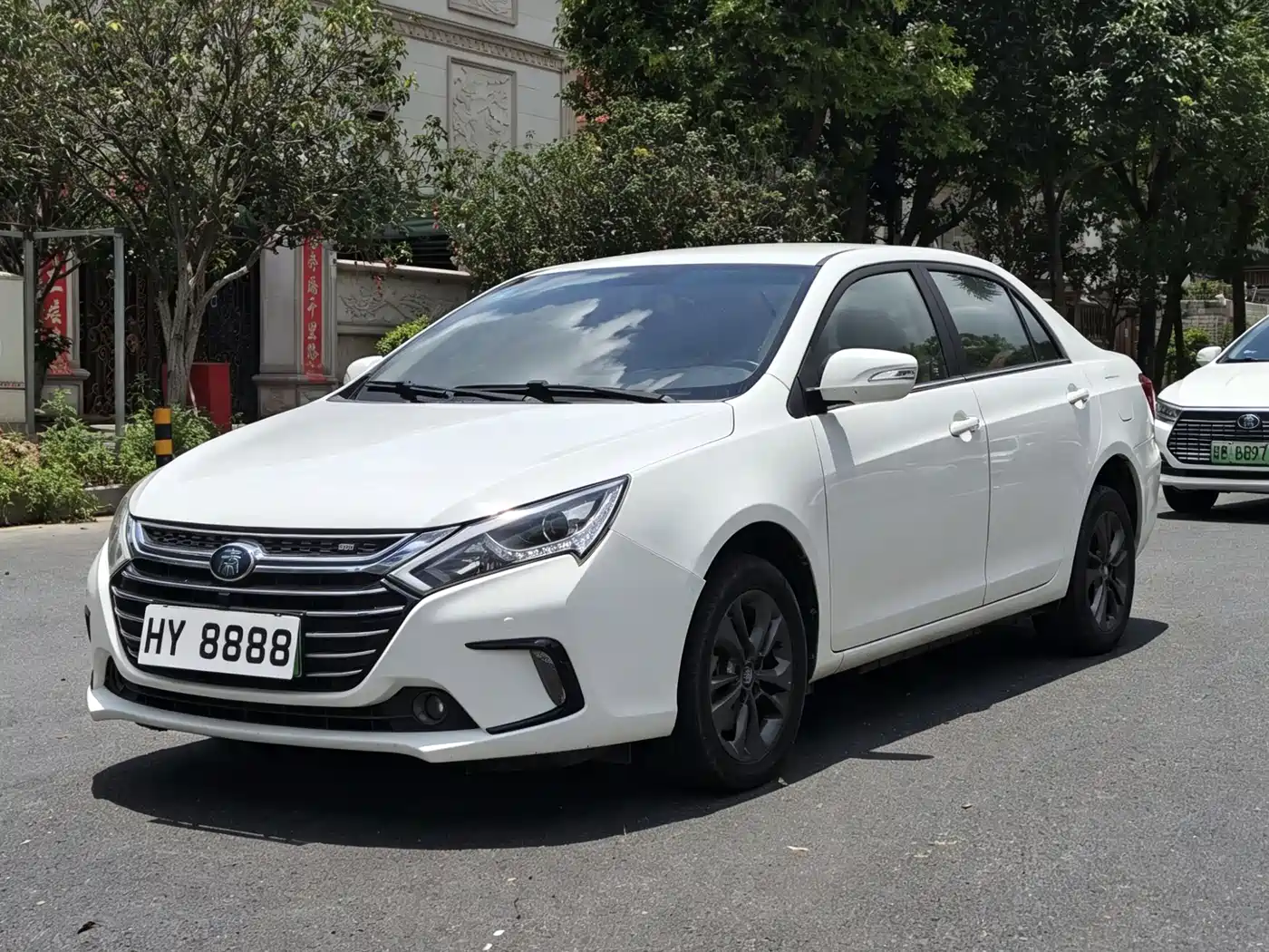 BYD Qin New Energy 2018 2017 1.5T Qin 100