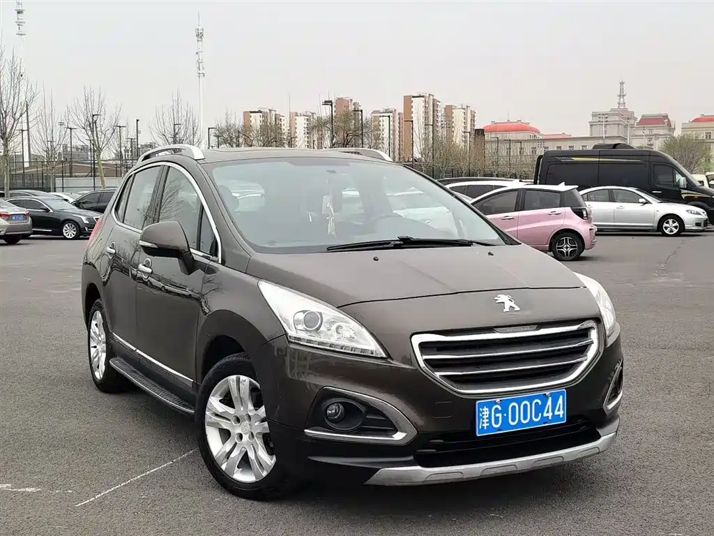 Peugeot 3008 2015 2.0L Automatic Classic Edition фото 3