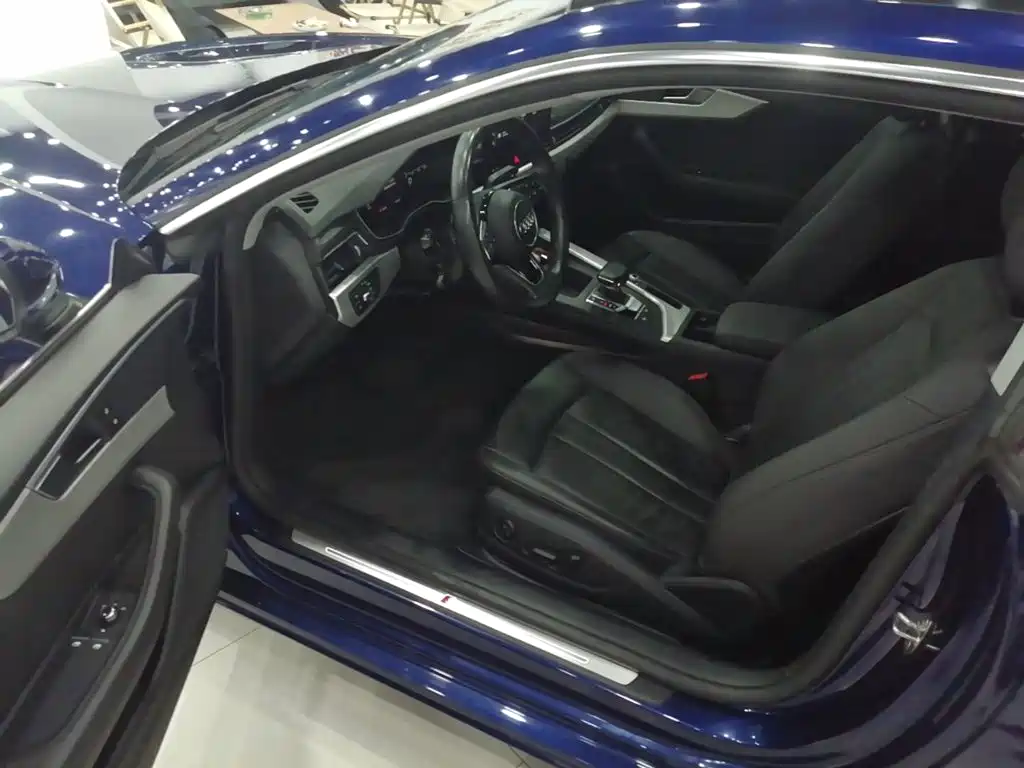 Фото 16 - Audi A5 (Import)
