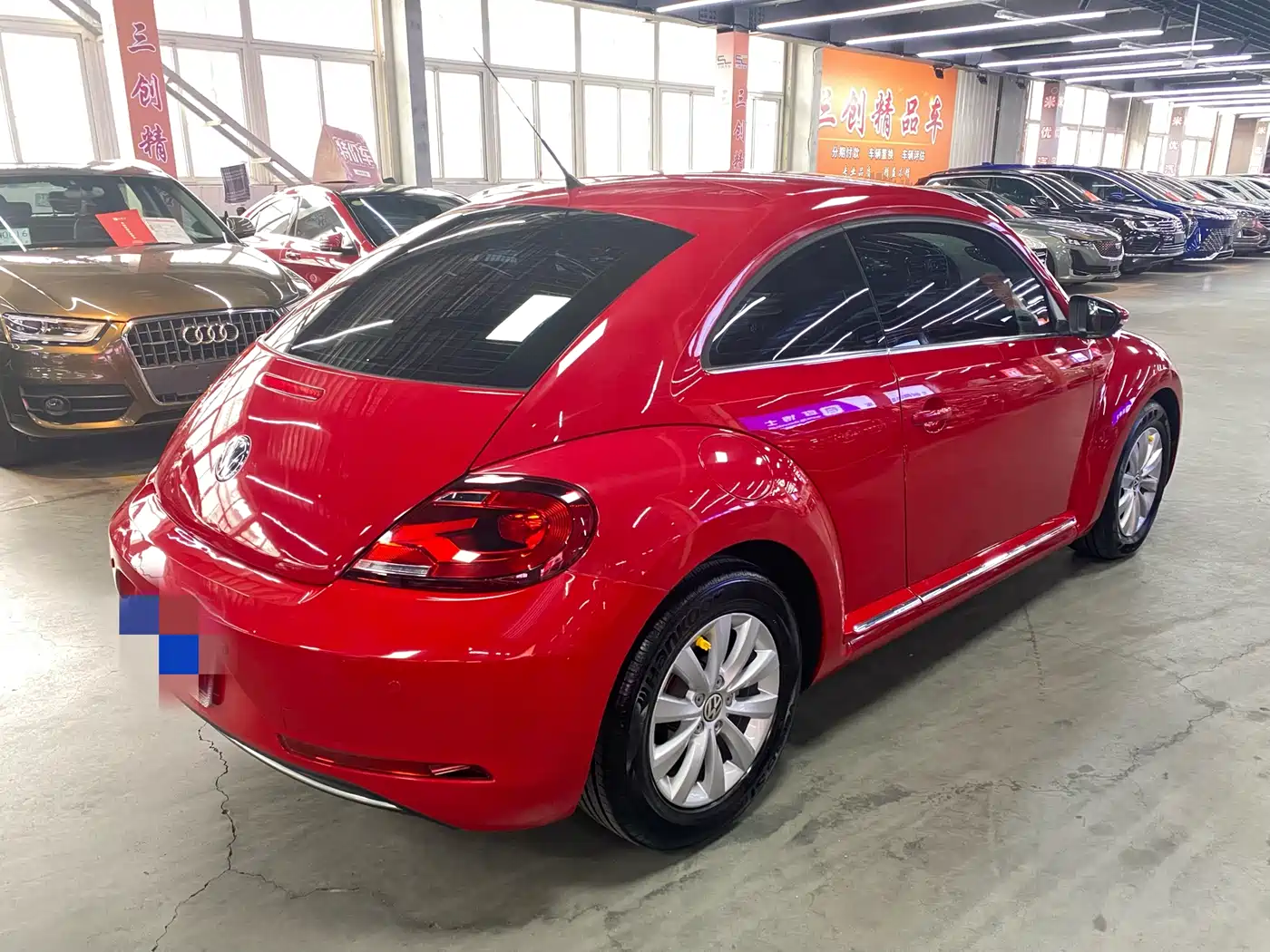 Volkswagen Beetle 2017 180TSI Enjoy фото 5