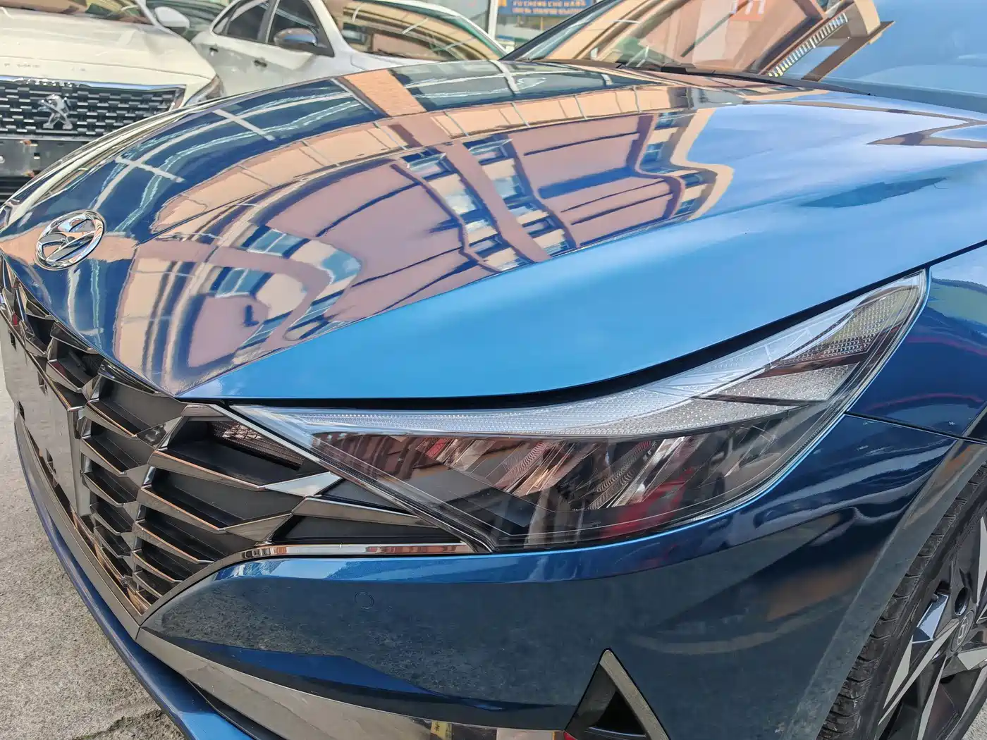 Hyundai Elantra 2022 1.5L CVT GLX Elite Edition фото 11