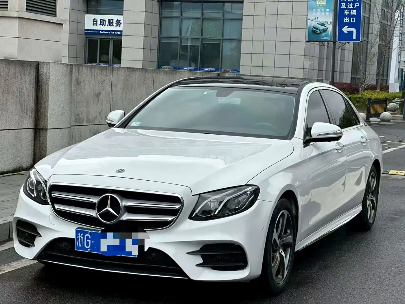 Mercedes-Benz E-Class 2018 Facelift E 300 L Sport Fashion фото 2